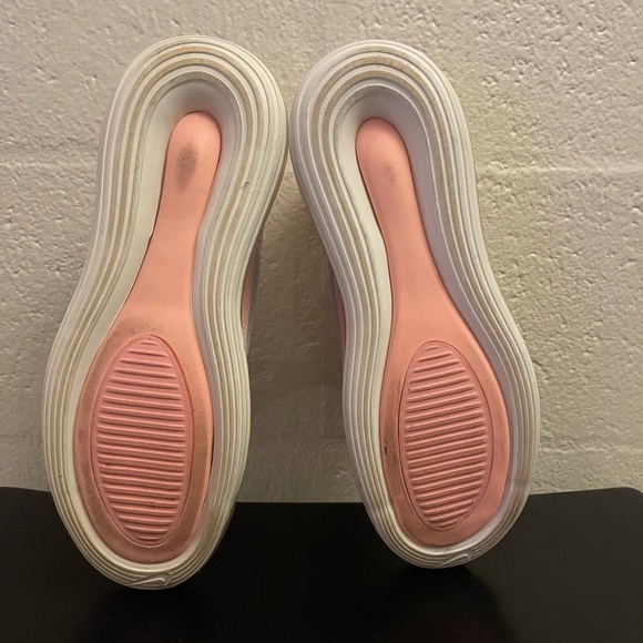 Pink/White Nike 720 size 8 - Picture 8 of 10